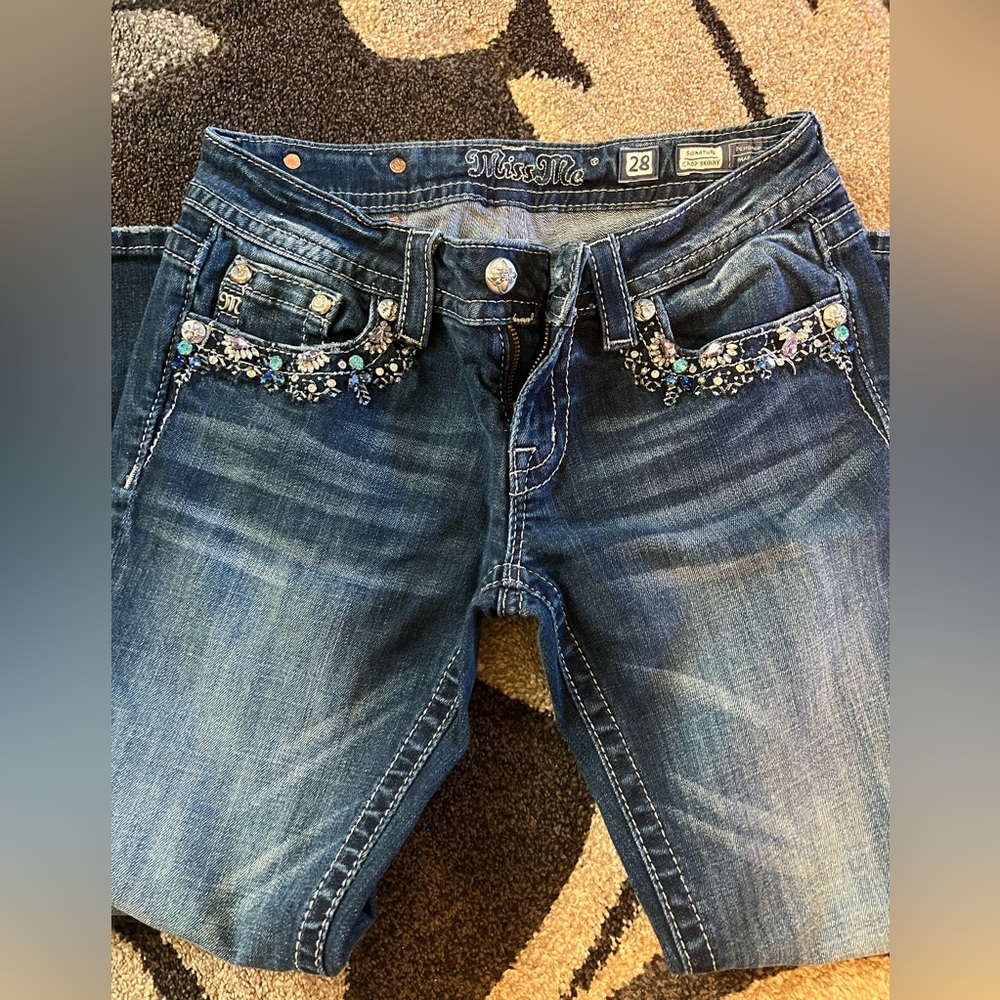 Rhinestone pocket crop